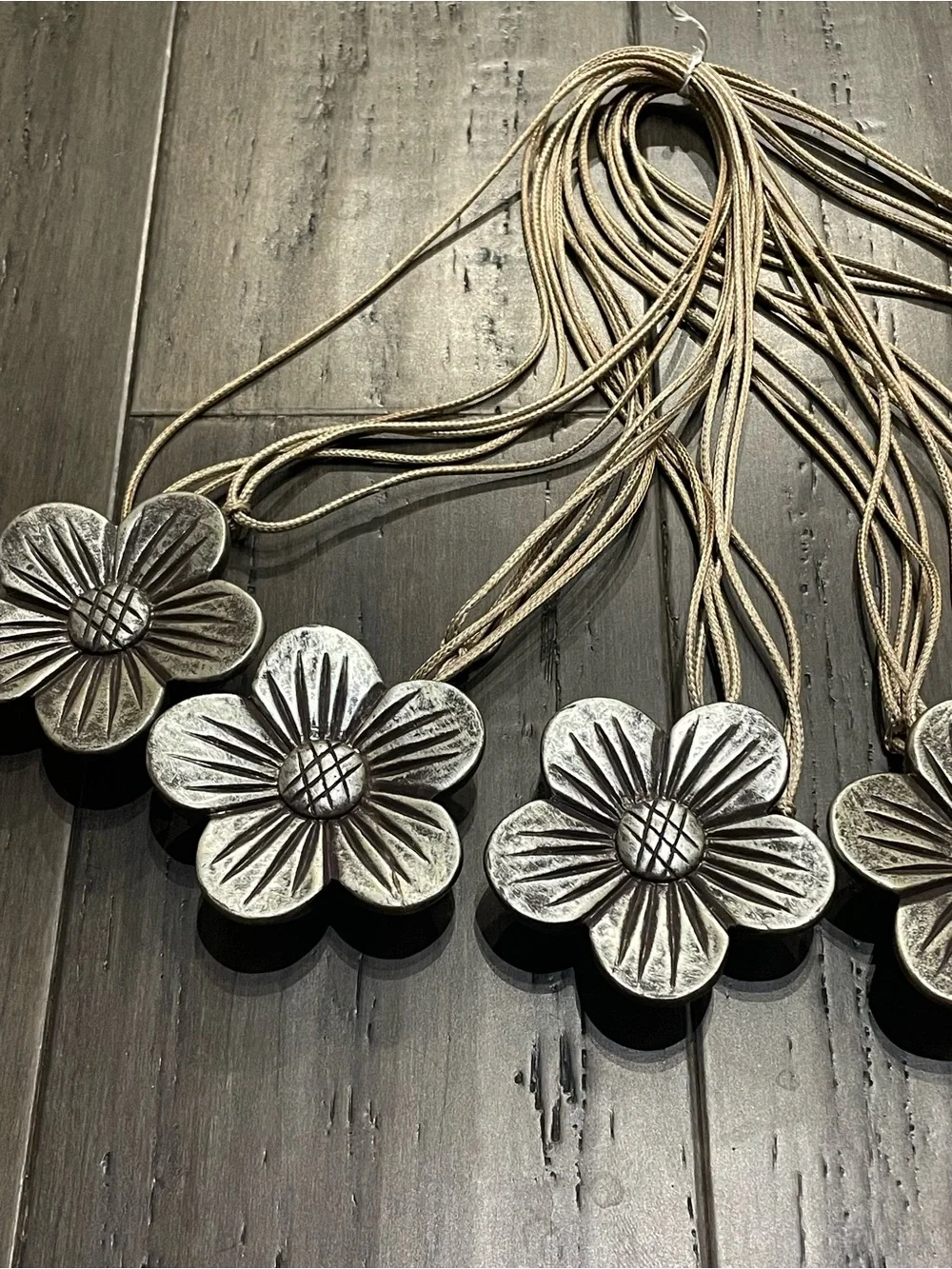 Set of 6 Silver Flower Magnetic Curtain Tiebacks Rope Holdbacks Floral Decor